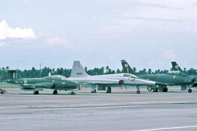 Northrop RF-5 Tigereye (74-1445) - Tebuan CL-41 FM-1134,newly delivered F-5E 74-1445 later FM-2203,-Avon Sabre 11sqn Rmaf WMKB August 1975.