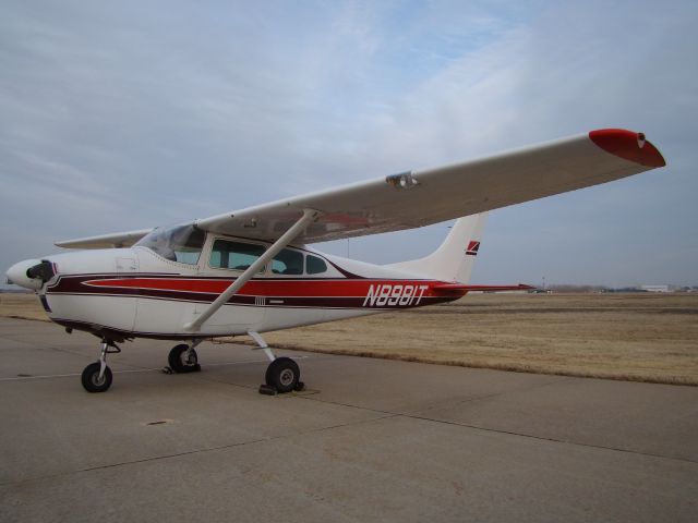 Cessna Skylane (N8981T)