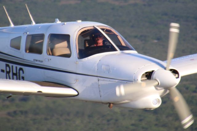 Piper Turbo Arrow 4 (PT-RHG)