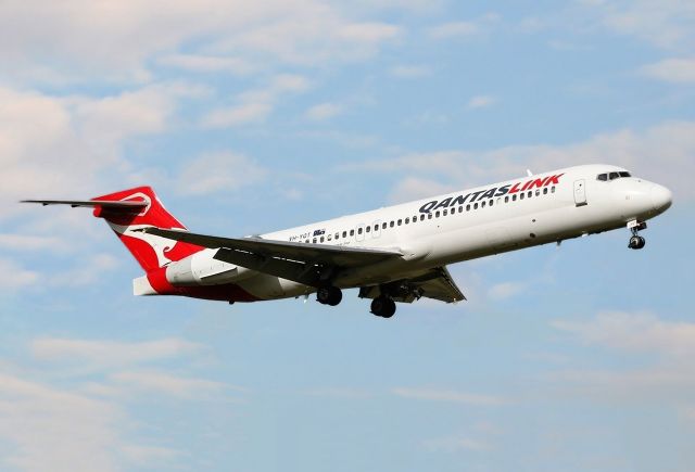 Boeing 717-200 (VH-YQY) - QANTASLINK - BOEING 717-2K9 - REG VH-YQY (CN 55056) - ADELAIDE INTERNATIONAL AIRPORT SA. AUSTRALIA - YPAD 4/9/2017