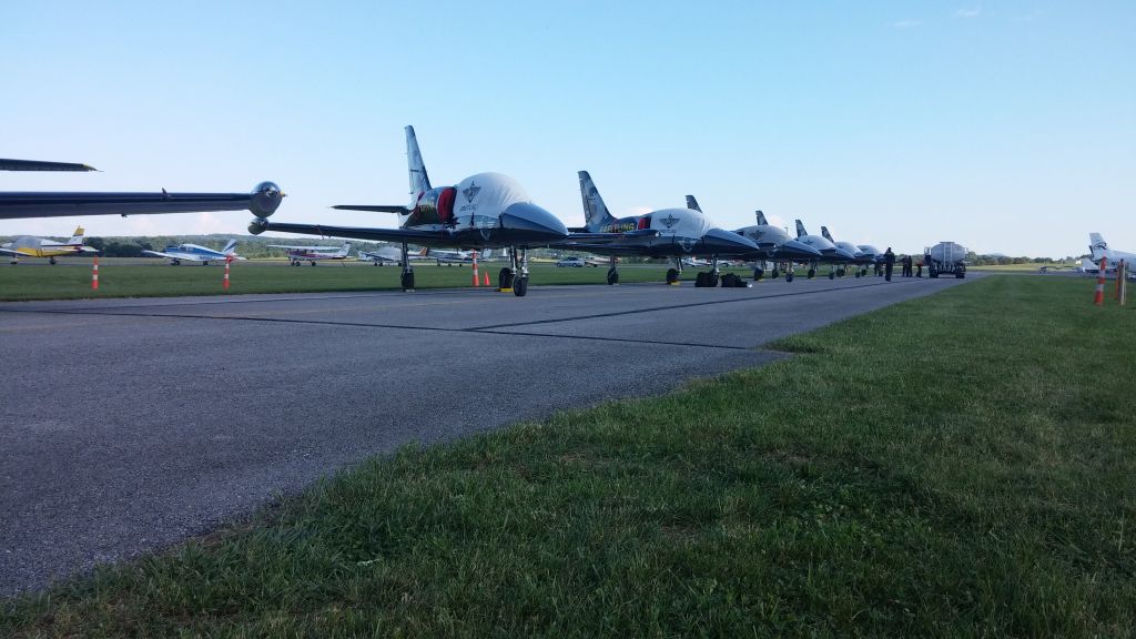 Aero L-39 Albatros — - the Breitling Jet Team @ KFDKs 2015 Fly-in