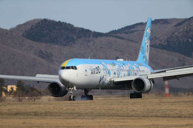 BOEING 767-300 (JA607A) - April 2nd 2022:HND-HKD.