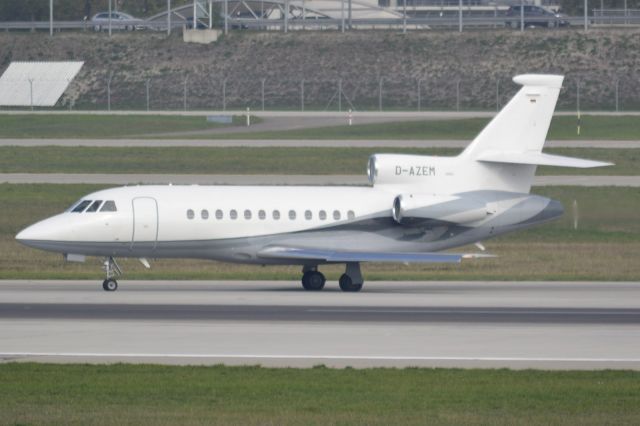 Dassault Falcon 900 (D-AZEM)