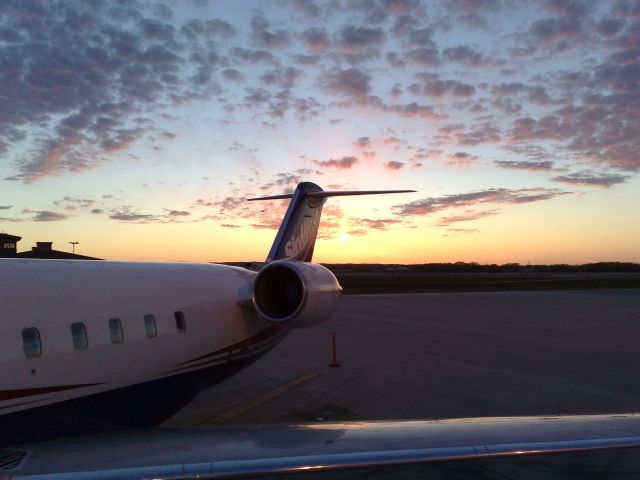 Canadair Regional Jet CRJ-200 —