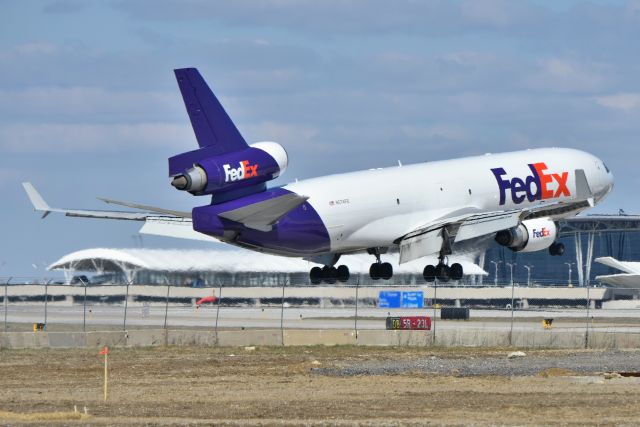 Boeing MD-11 (N574FE) - 03-07-23 5-R