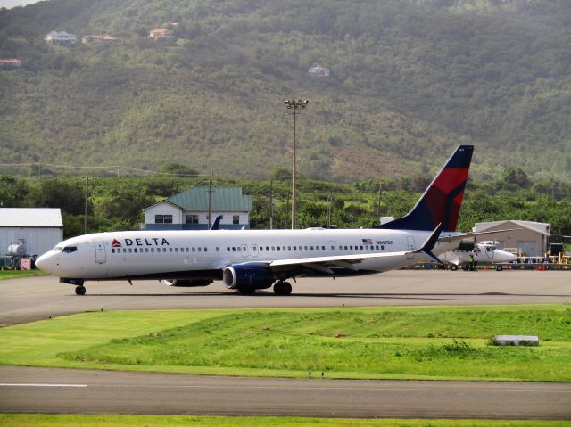 Boeing 737-900 (N847DN)