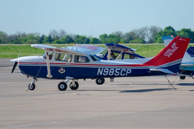 Cessna Skyhawk (N985CP)