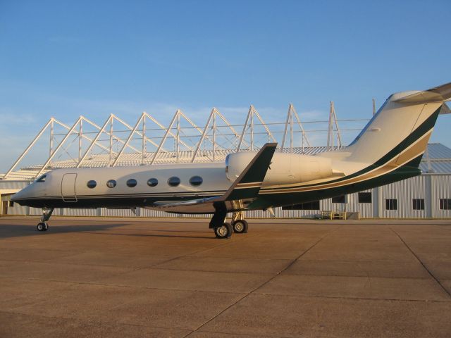 Gulfstream Aerospace Gulfstream IV (N1JK) - Aircraft has been renumbered.