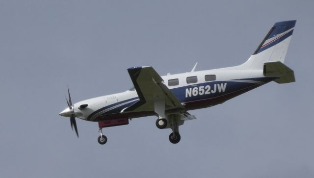 Piper Malibu Meridian (N652JW) - On final is this 2016 Piper Malibu Meridian PA-46-500TP in the Spring of 2019.