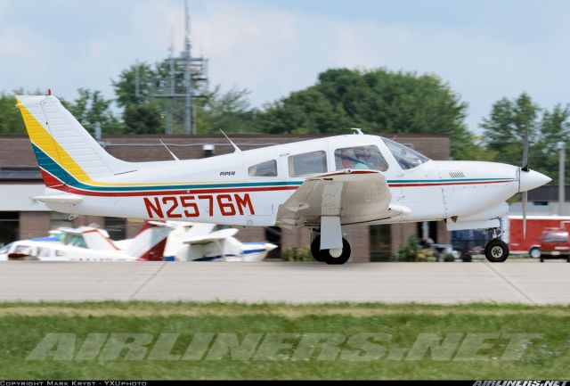 Piper Turbo Arrow 3 (N2576M) - (C) MARK KRYST YXUphoto