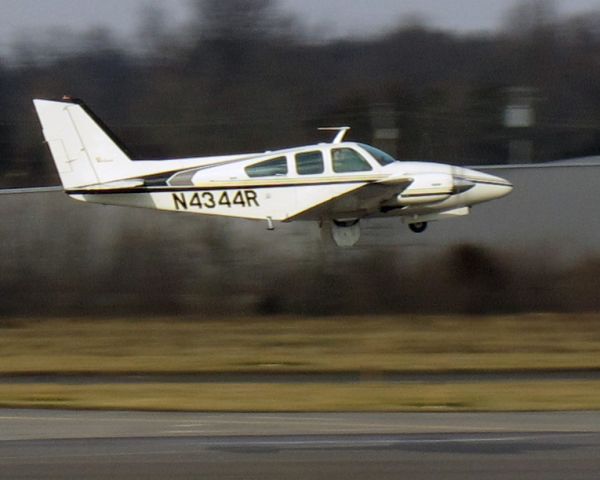 Beechcraft 55 Baron (N4344R)