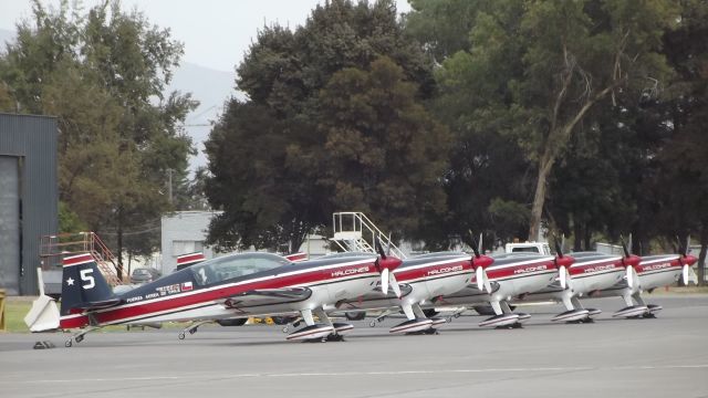 — — - FOTO TOMADA POR SPOTTER JULIO VILLARROEL br /EN AEROPUERTO ARTURO MERINO BENITEZ, FIDAE 2018 (FERIA INTERNACIONAL DE AERONAUTICA CHILE. ) br /GRUPO DE ACROBACIAS HALCONES br /AVION PILLAN E-300 L