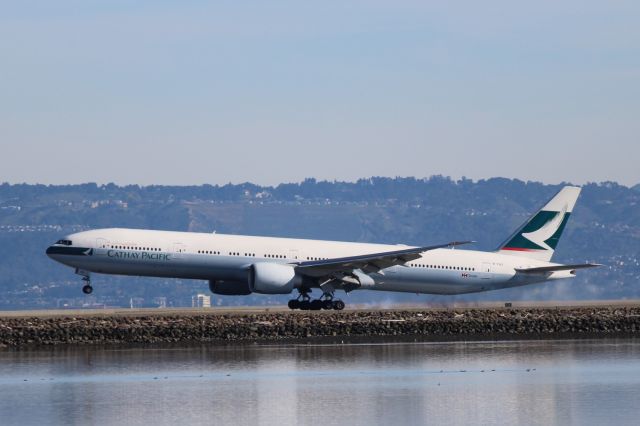 BOEING 777-300ER (B-KQS)