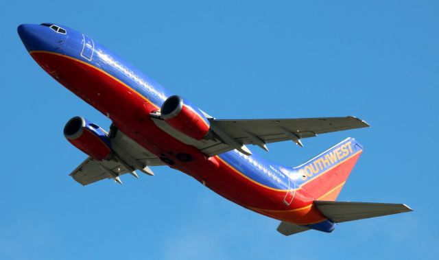 BOEING 737-300 (N687SW) - Departure, 30L to KLAX a rel=nofollow href=http://flightaware.com/live/flight/SWA803/history/20151228/1840Z/KSJC/KLAXhttp://flightaware.com/live/flight/SWA803/history/20151228/1840Z/KSJC/KLAX/a