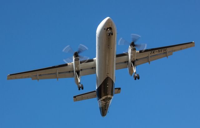 de Havilland Dash 8-300 (ZK-NEW)