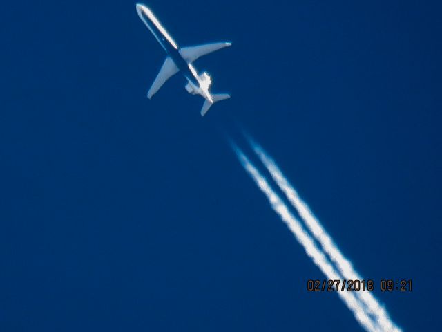 Canadair Regional Jet CRJ-900 (N601LR)