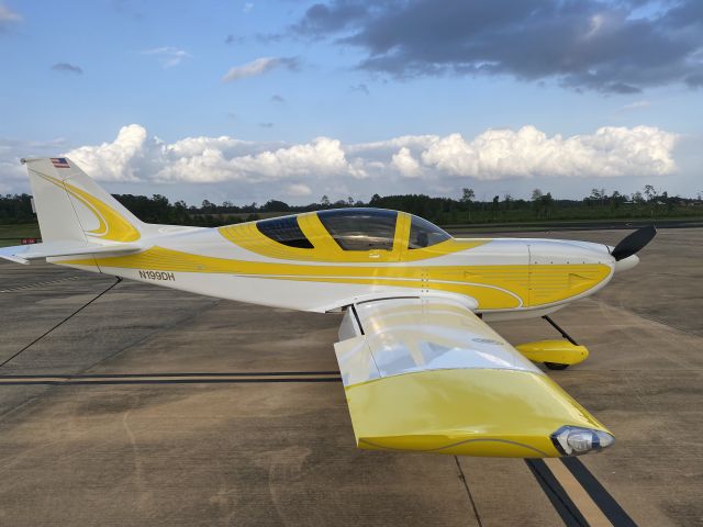 STODDARD-HAMILTON Glasair (N199DH)