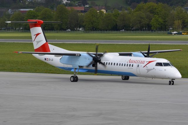 de Havilland Dash 8-400 (OE-LGI)