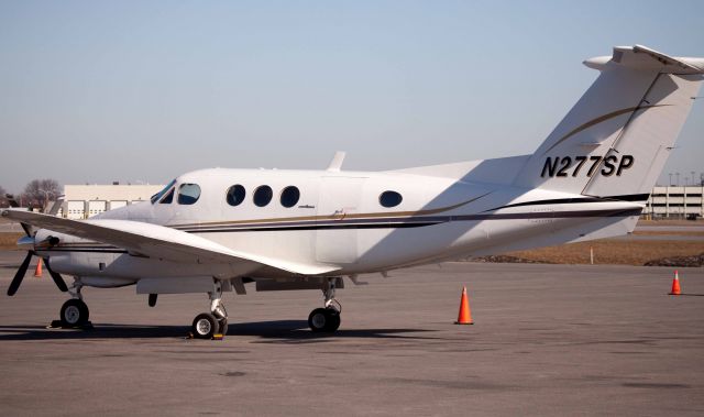 Beechcraft King Air 90 (N277SP) - A King Air E90.
