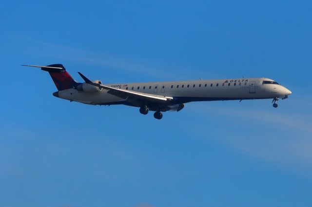 Canadair Regional Jet CRJ-200 (N181PQ)