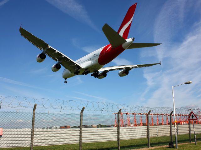 Airbus A380-800 (VH-OQD)