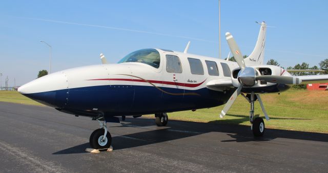 Piper Aerostar (N125SE) - A 1969 model Ted Smith Aerostar 601RB on the ramp at Boswell Field, Talladega Municipal Airport, AL - June 20, 2020.