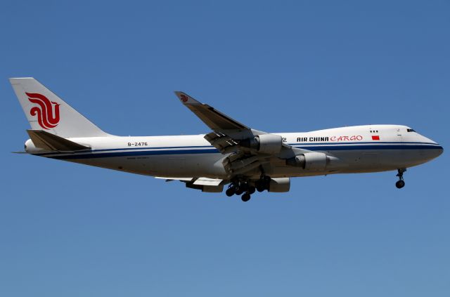 Boeing 747-400 (B-2476)