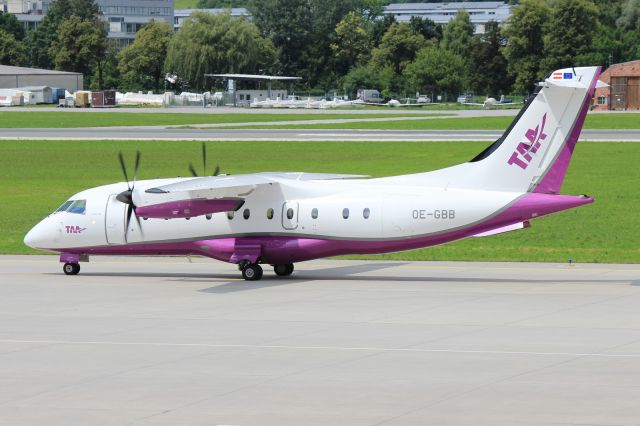 Fairchild Dornier 328 (OE-GBB)