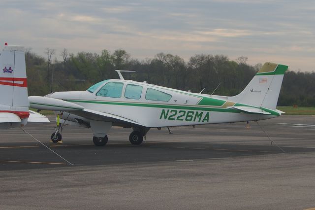 Beechcraft Bonanza (36) (N226MA)