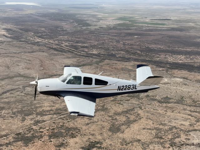Beechcraft 35 Bonanza (N2283L)