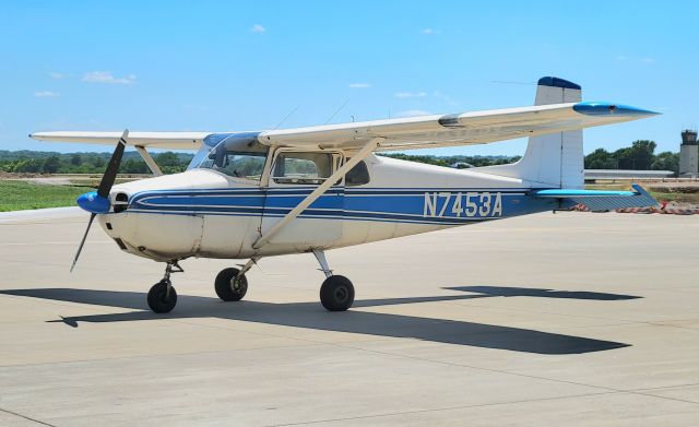 Cessna Skyhawk (N7453A) - 07-09-2022