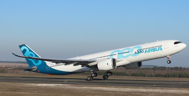 Airbus A330-300 (F-WTTN)