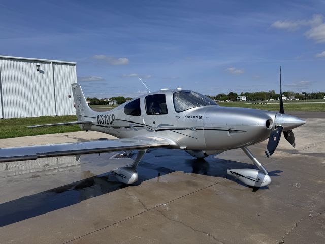 Cirrus SR-22 (N312CP)