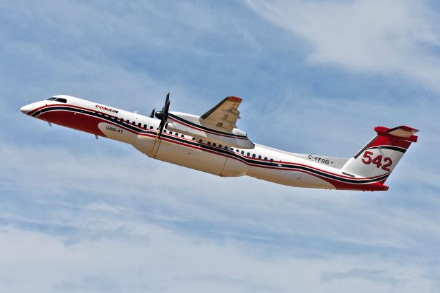 de Havilland Dash 8-400 (C-FFQG)