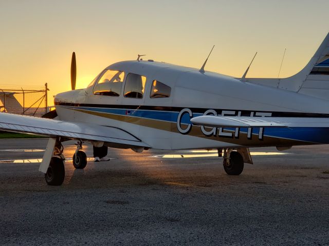 Piper Cherokee (C-GEHT) - Going on a night flight around Toronto