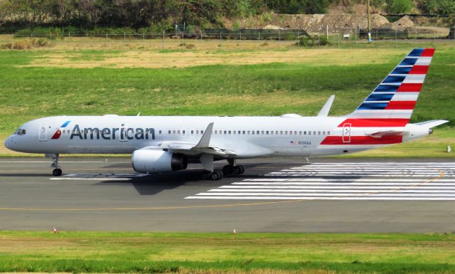 Boeing 757-200 (N198AA)