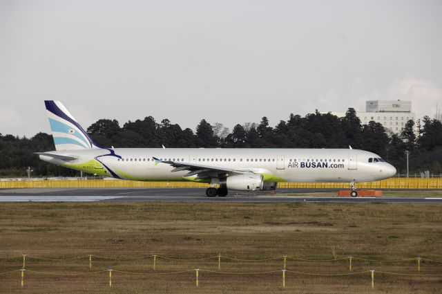 Airbus A321 (HL8213) - Departure at NRT Airport Runway 16R on 2011/11/23