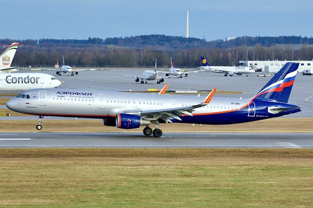 Airbus A321 (VP-BKI)