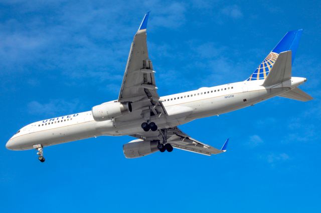 Boeing 757-200 (N13110) - United 1906 arriving from Newark, NJ. 6 Feb 2021.