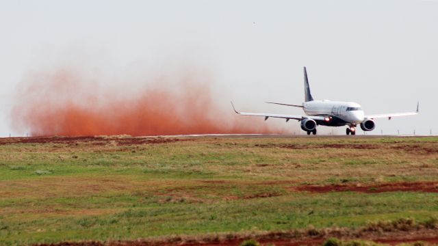 Embraer ERJ-190 (PR-AUI)