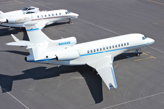 Dassault Falcon 7X (N906SB) - Photo taken from the control tower catwalk. Not a bad view.