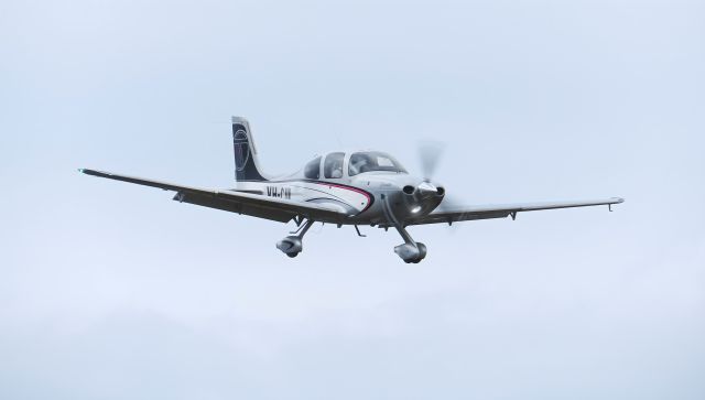 Cirrus SR22 Turbo (VH-CAW)