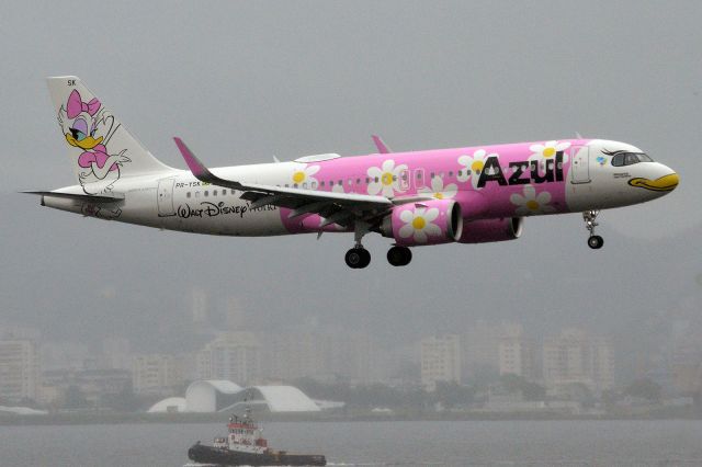 Airbus A320 (PR-YSK)