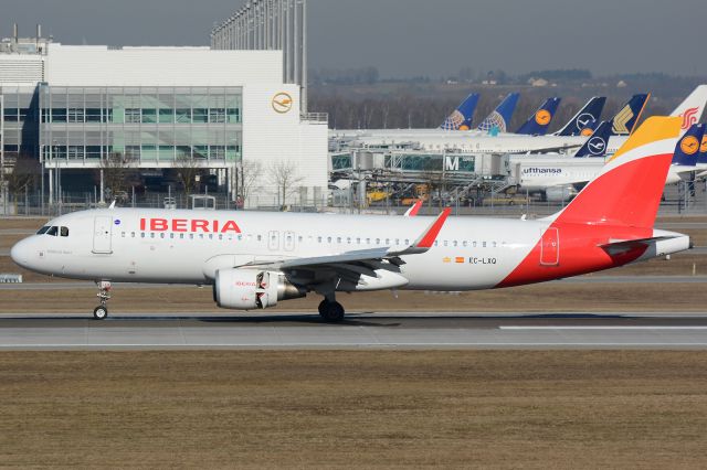 Airbus A320 (EC-LXQ)
