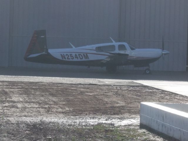 Mooney M-20 (N254DM)