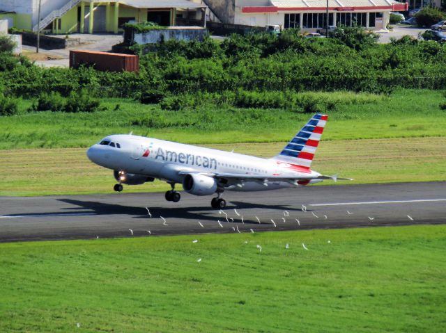 Airbus A319 (N722US)