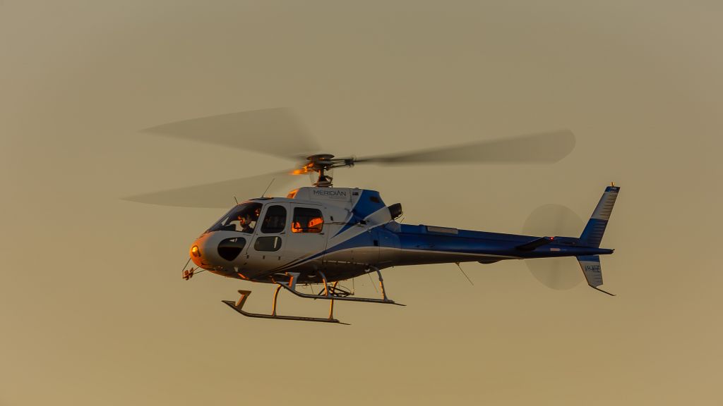 Eurocopter AS-350 AStar (VH-MHE)