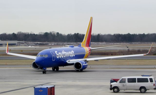 Boeing 737-700 (N7716A)