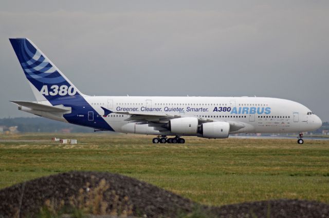 Airbus A380-800 (F-WWOW)