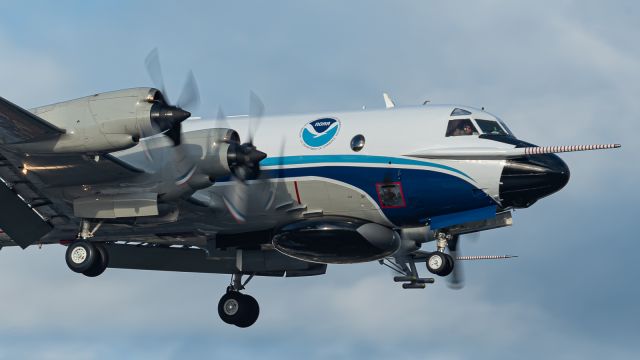 Lockheed P-3 Orion (N42RF) - NOAA43 arriving for some fuel and rest before heading onto Alaska